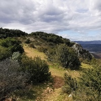 Photo de France - Le Cirque de Mourèze et le Lac du Salagou